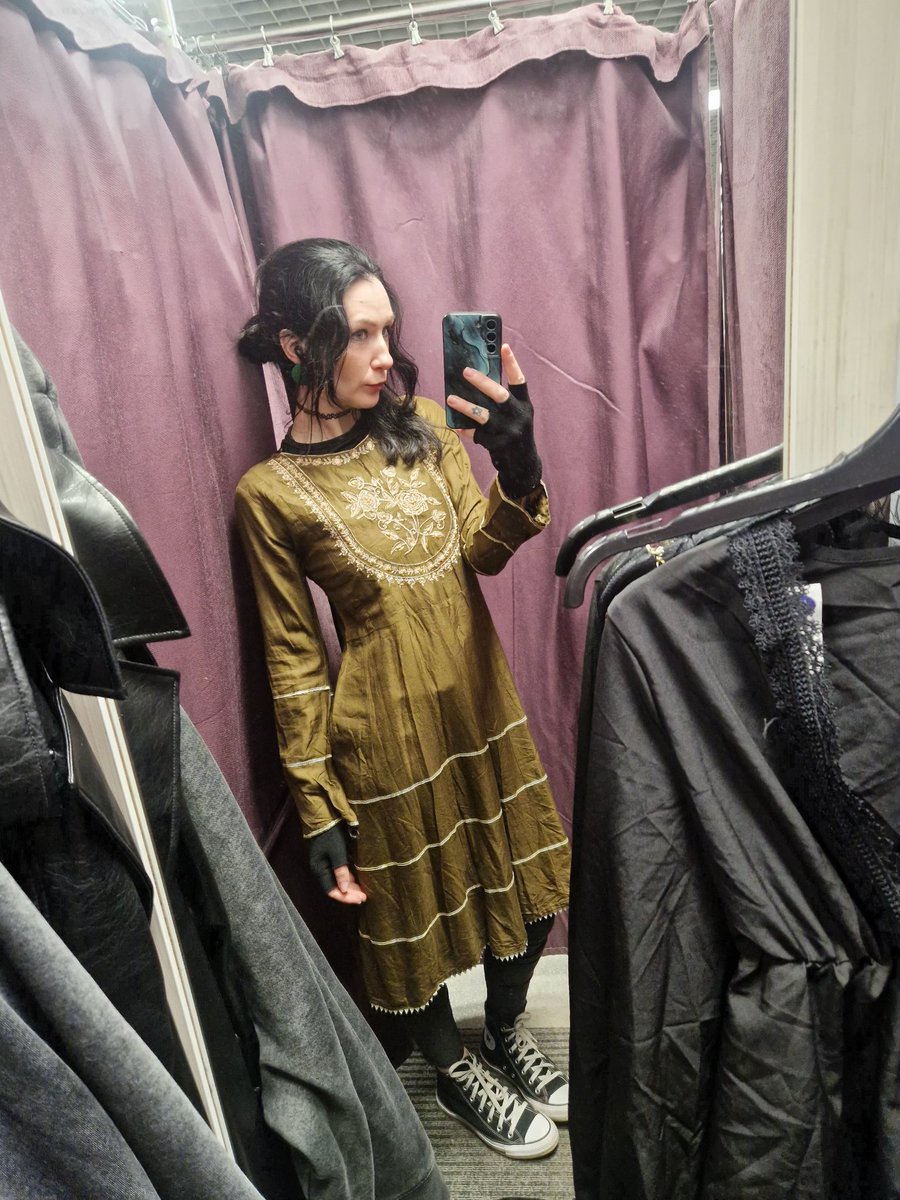 melnbaltalapsa tweet media