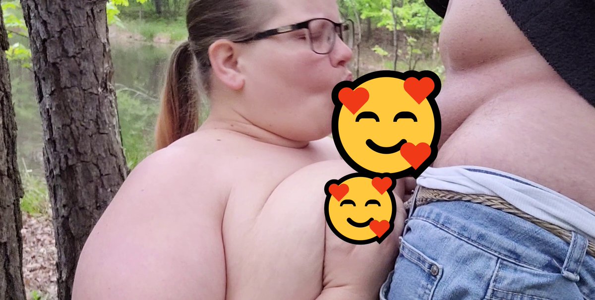 SammyTimeLove's tweet photo. Just did a new collab with Tk out in the woods. What can I say? It was nice outside, and I love making him cum when someone might walk in on us. Enjoy the 5-minute video and all the unedited pics over on my page. https://t.co/uIDmwoN3r5
