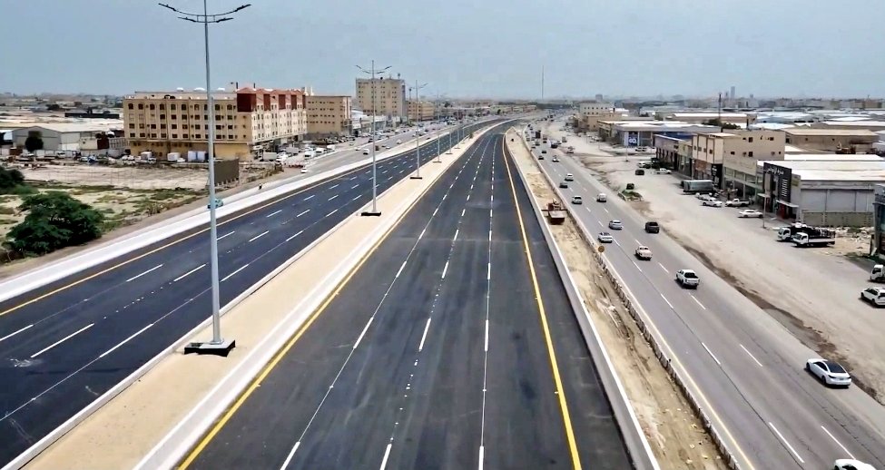 مشاريع الدمام tweet media