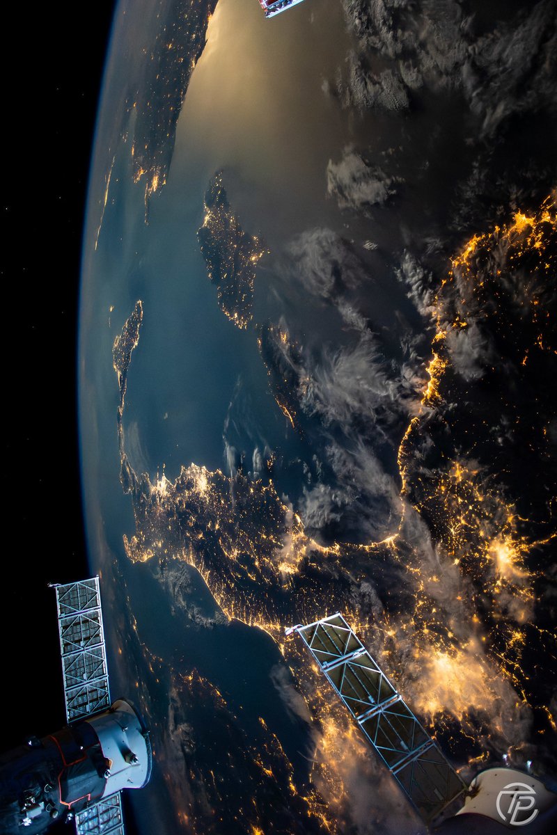 Thomas Pesquet tweet media