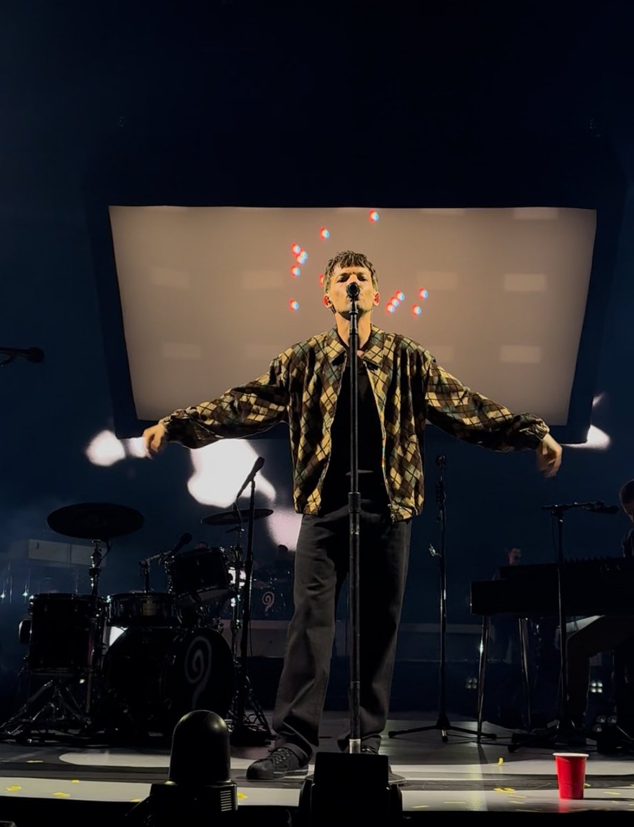 how did anna get here໑̣🪩 heard no control tweet media