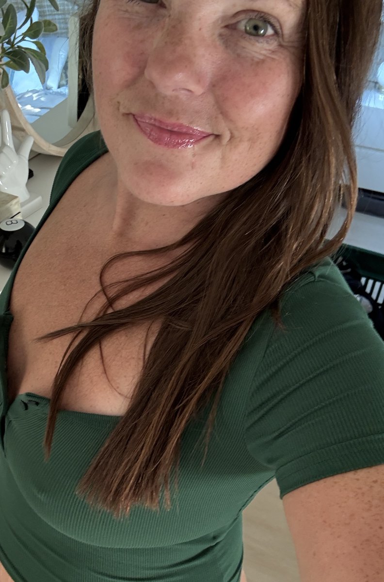 Natureneena tweet media