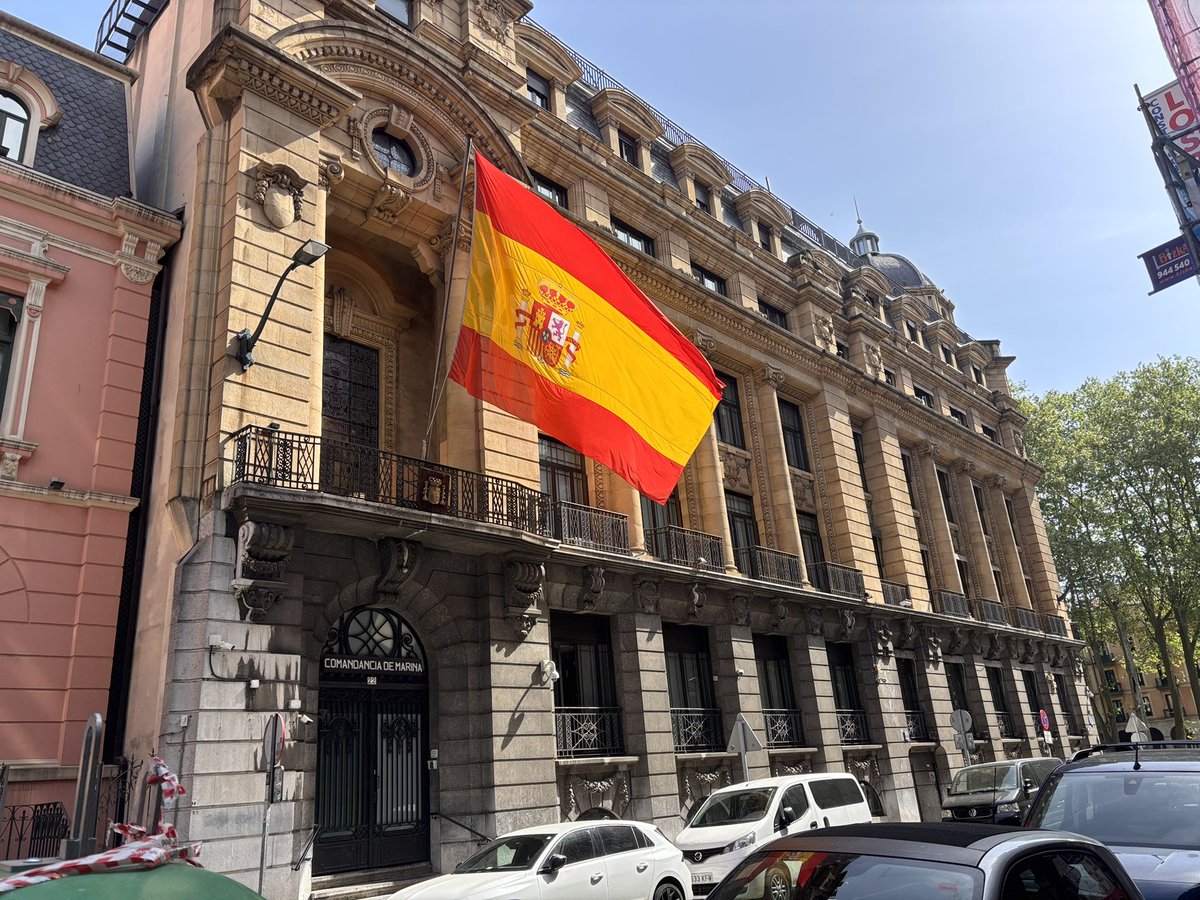 María Cue tweet media