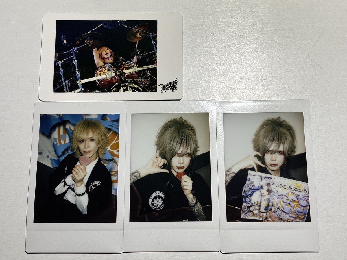 4czxi's tweet photo. Royz チェキ 交換/お譲り

[譲]
スバフェス当日チェキ杙凪さん・智也さん
チェキ風トレーディングカード 智也 さん

[求]
時期問わず昴さんor定価

4/26豊洲pitでのお渡しのみ。
気軽にお声掛けください🙇‍♀️ https://t.co/eWjif8wntb