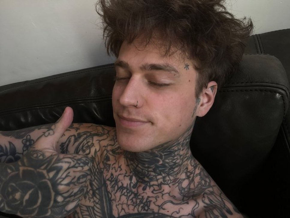 ｐｏｉｓｏｎ tweet media