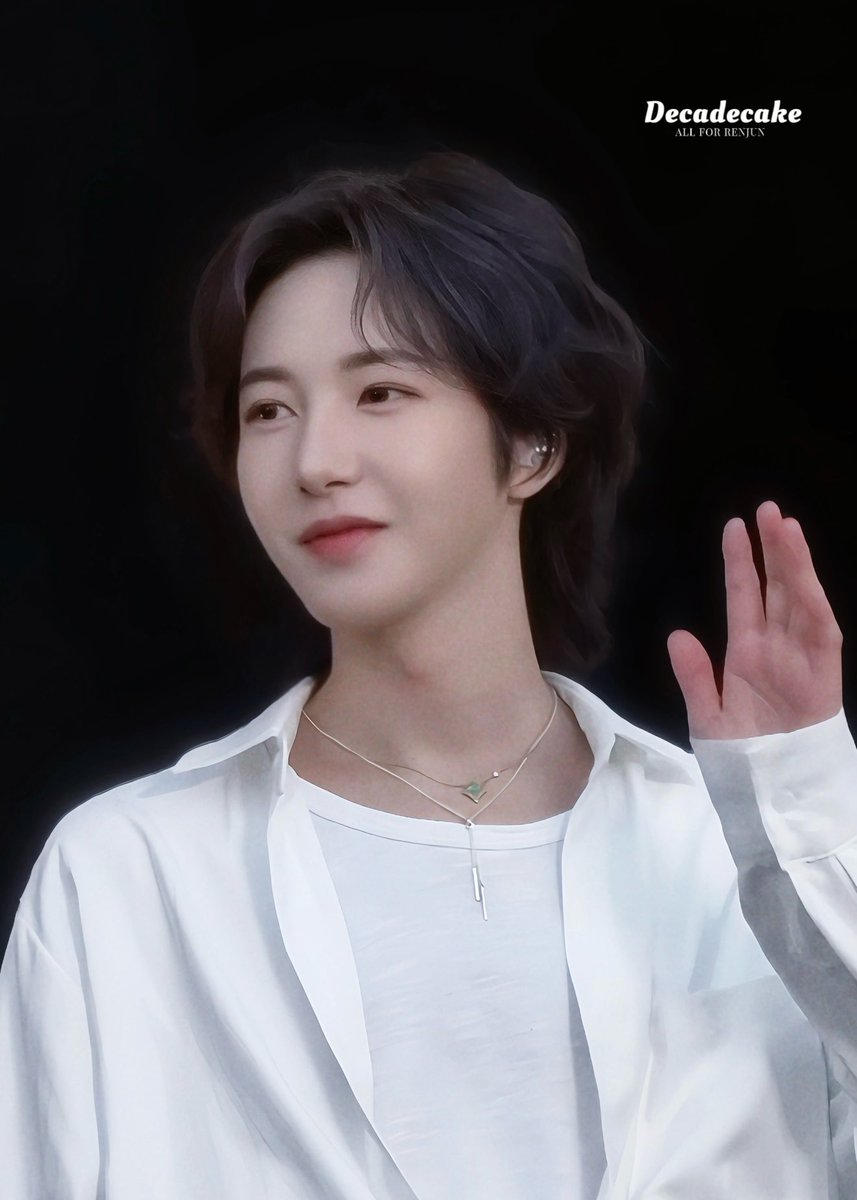 Decadecakeee tweet media