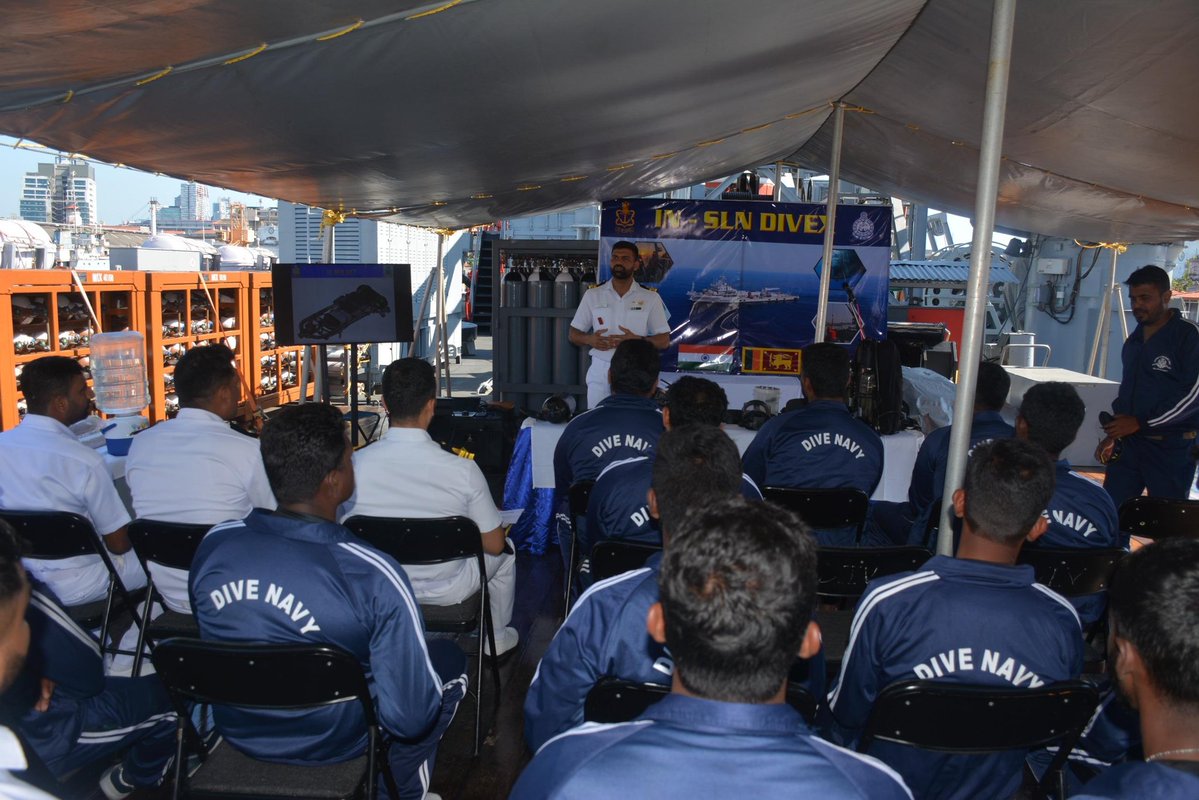 NewsIADN's tweet image. 🇮🇳🇱🇰 INS Nireekshak has arrived in #Colombo to train Sri Lankan Divers as part of IN-SLN DIVEX 26 from April 21–27.