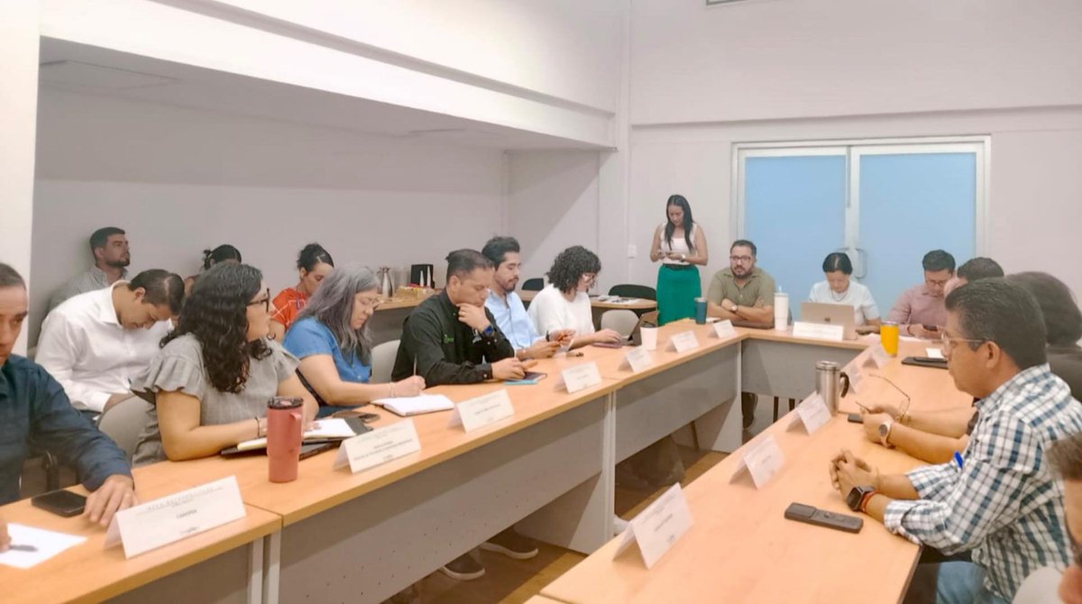 FIPRODEFO's tweet photo. Participamos en la Mesa Metropolitana de Medio Ambiente.
Espacios de diálogo, planeación y coordinación técnica que fortalecen la gestión de nuestros recursos naturales. https://t.co/vP5rDo8jVE