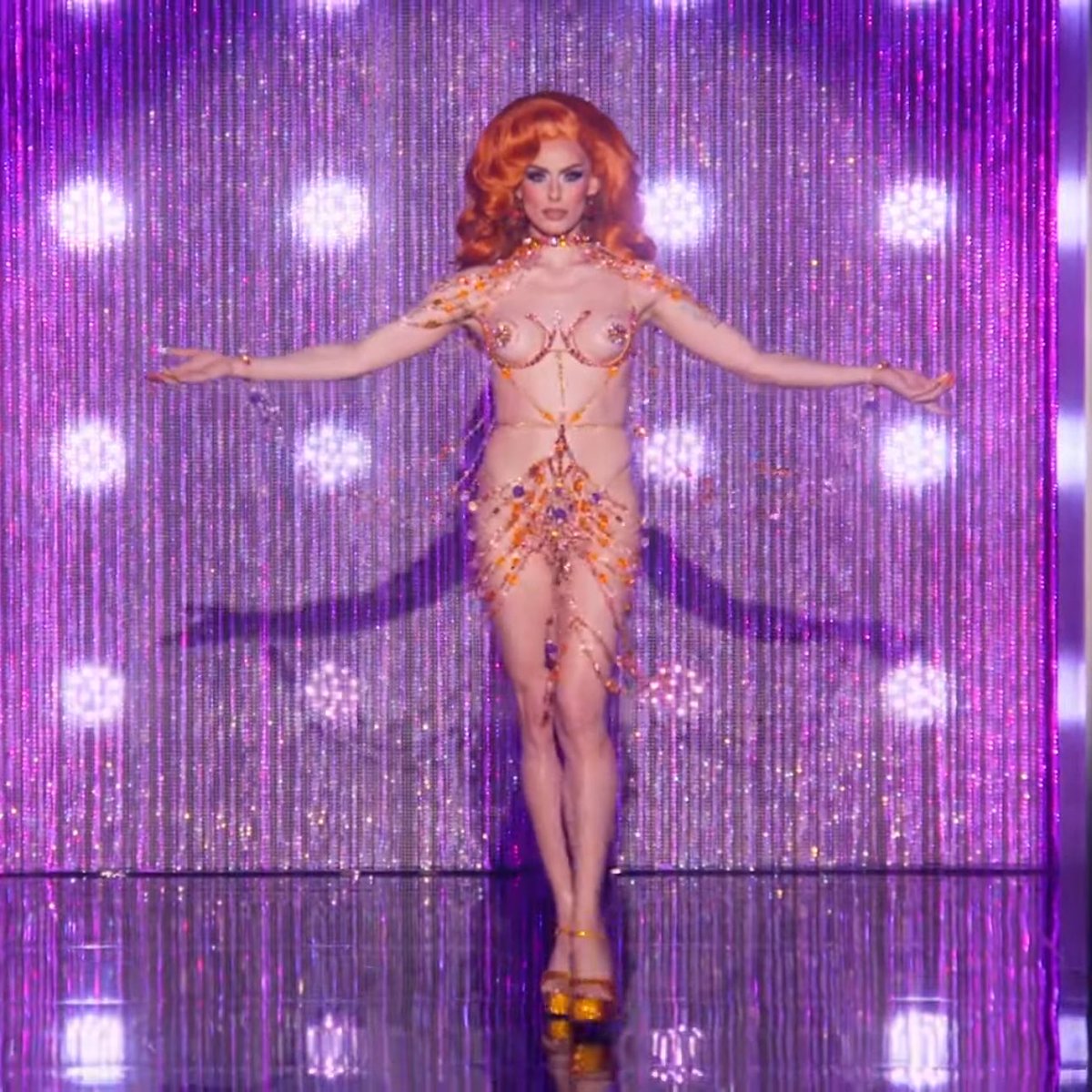 BlazesAccount's tweet image. Oh ya’ll this…is just the ALL STAR entrance look #DragRace