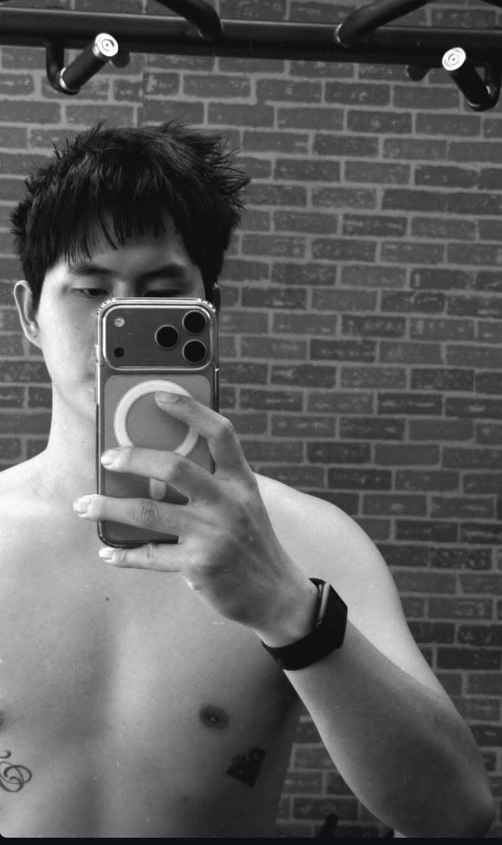 (Fang🦥💰🩵🤍) tweet media