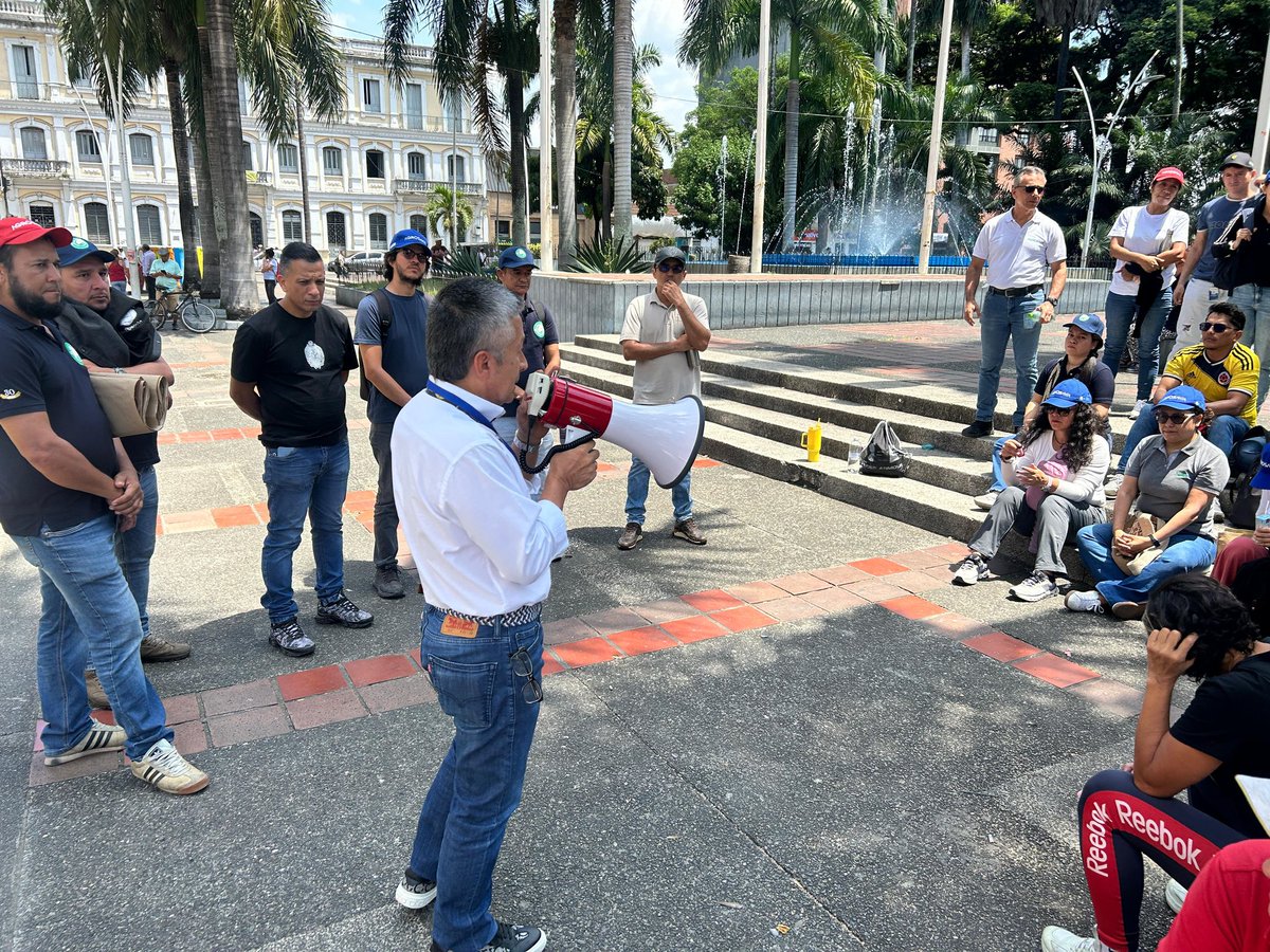 Sinaltracorpoica (@sinaltracorpo) on Twitter photo 