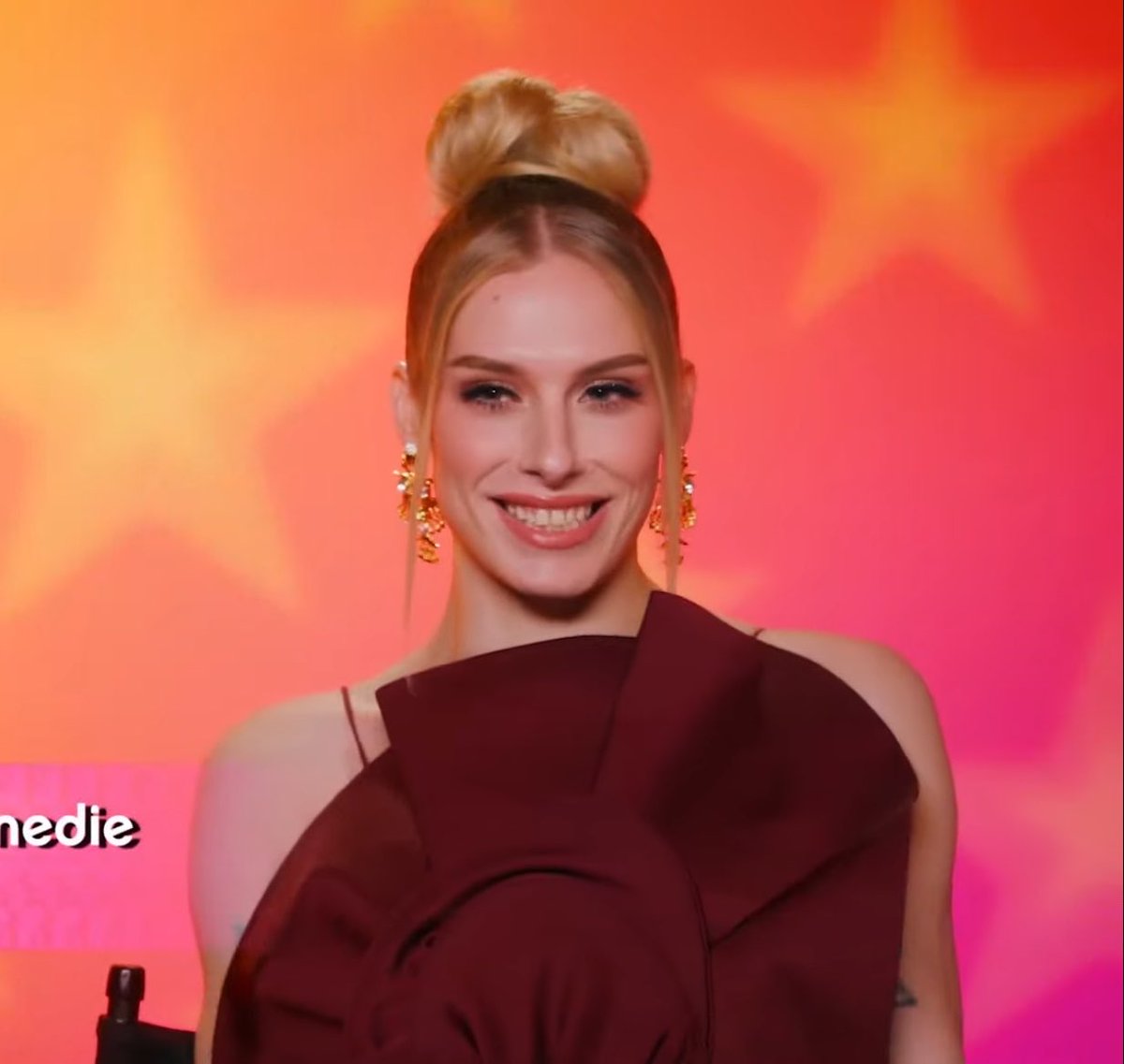 gigi🌻#TEAMMYKI #teamlydia tweet media