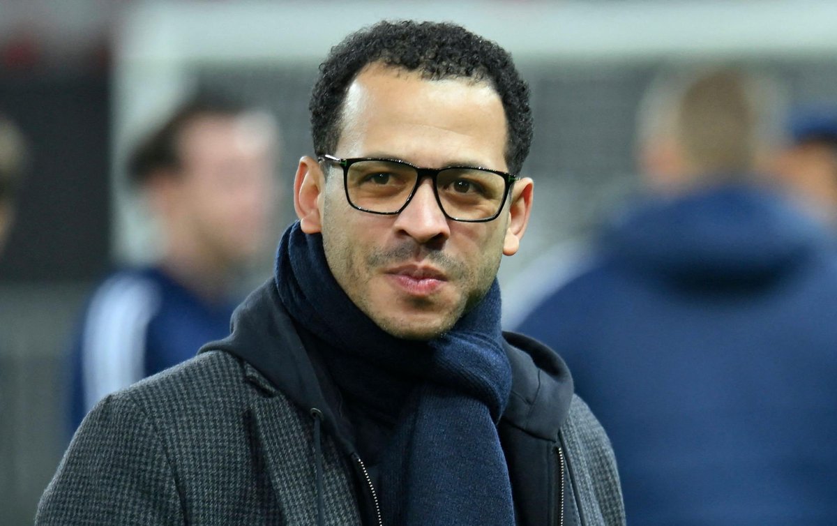 StokeyyG2's tweet photo. LIAM ROSENIOR.

SACKED. https://t.co/KDMok4ej73