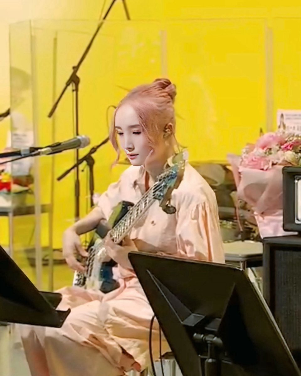 山茶花 tweet media