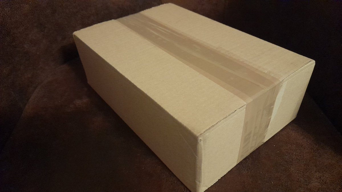 SwedishGamester's tweet image. Picked up a #package on my way #home from work! Haven't got a "new" #game for #Amiga in quite a while now, but once in a while I'm on #TheHunt for #games that I remember fondly from my #childhood and #Elvira The Jaws of Cerberus is one of those games! 😄