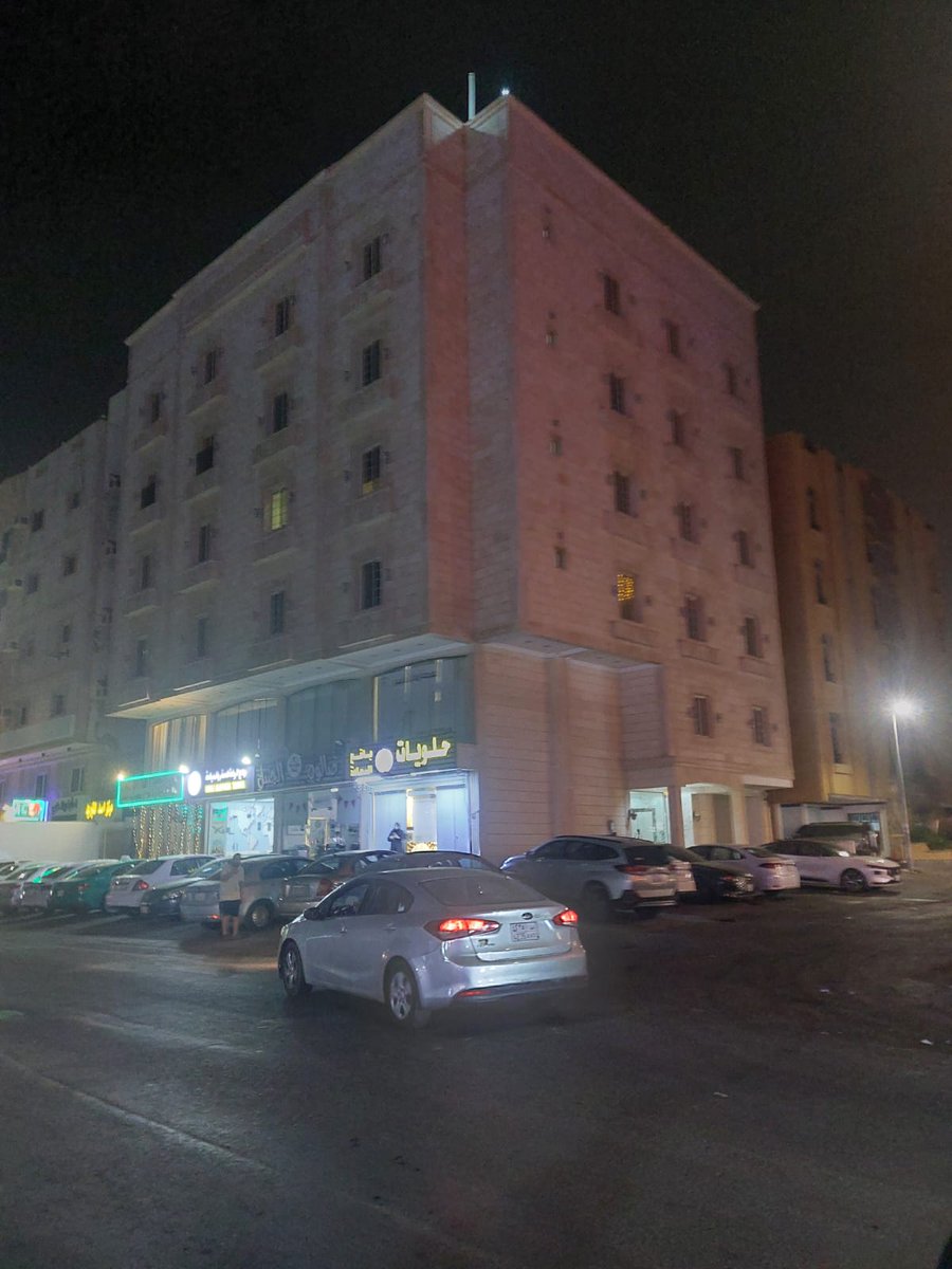 Walter Daniels tweet media