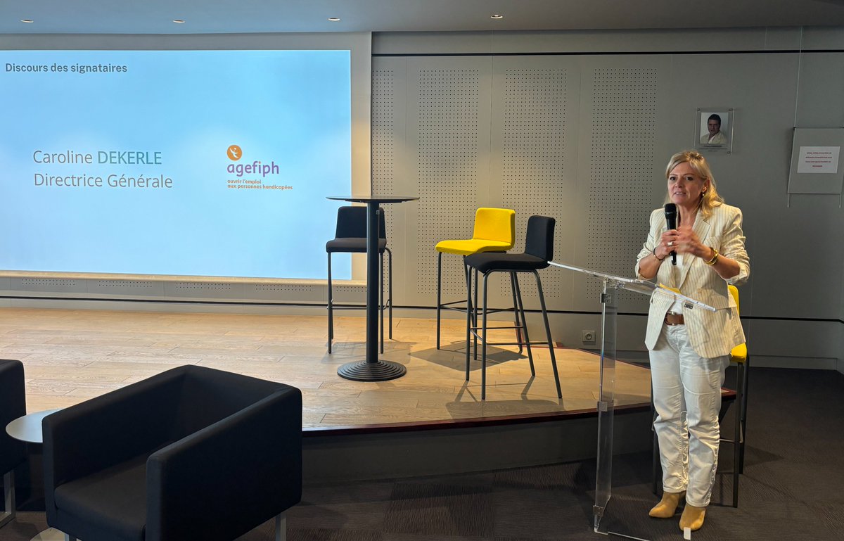 ecom_news's tweet image. 📜✍🏻#Marseille : Signature de la charte régionale de coopération en faveur du maintien dans l’emploi des personnes en situation de #handicap. Tous les acteurs mobilisés pour l'insertion professionnelle et le maintien dans l'emploi en #ProvenceAlpesCotedAzur avec @agefiph_pacac