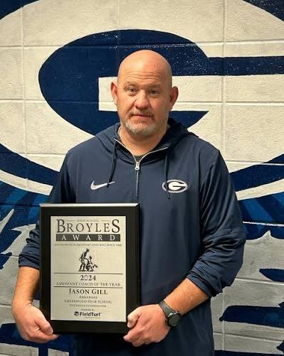 ArkHSFBscoop's tweet photo. 🚨 BREAKING NEWS 🚨

Greenwood has elevated defensive coordinator Jason Gill to be the schools next head football coach, @ArkHSFBscoop 🏈

@RRainwater1037 @ETTaylor79 @sully7777 https://t.co/20Ip8TkeJj