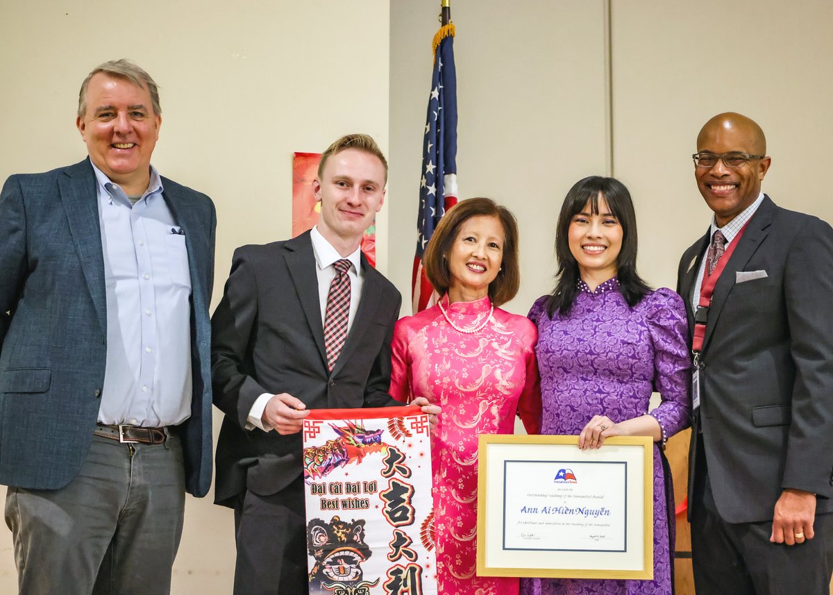 humanitiestexas's tweet photo. Humanities Texas is pleased to showcase three of our 2025 Outstanding Teaching of the Humanities Award winners! 🏆 #htxota

Learn about these remarkable educators who were featured in our March newsletter: https://t.co/pOCX23DSQB https://t.co/CkpDwatws1