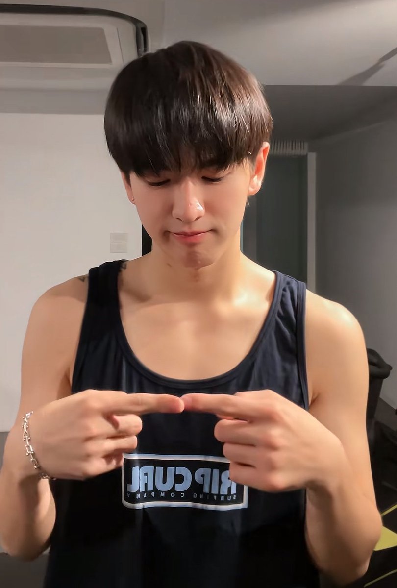 อาร์มแทขอแอร์ไทม์ 🍀 tweet media