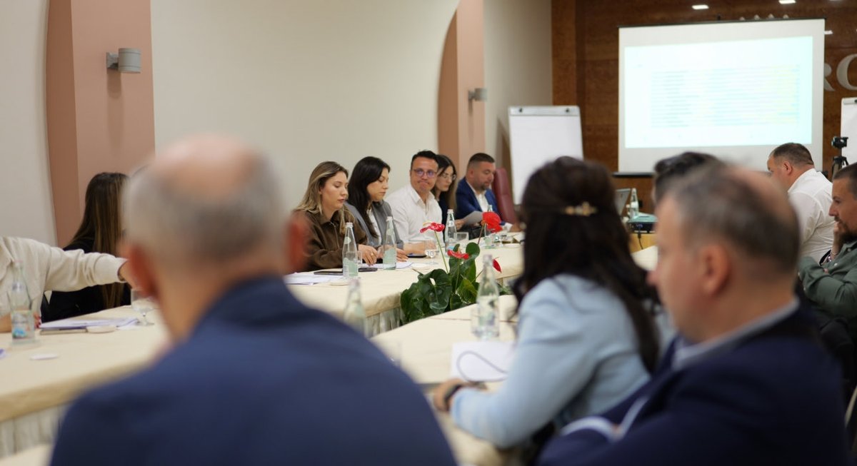 europe_plus_'s tweet image. Day 2 of training with Elda Kalaja focused on “Towards Single Market Readiness: Implementing the Common Regional Market for the Western Balkans.” 🌍

A key step toward stronger regional cooperation, easier trade, and new opportunities. 🚀
#WesternBalkans #Training