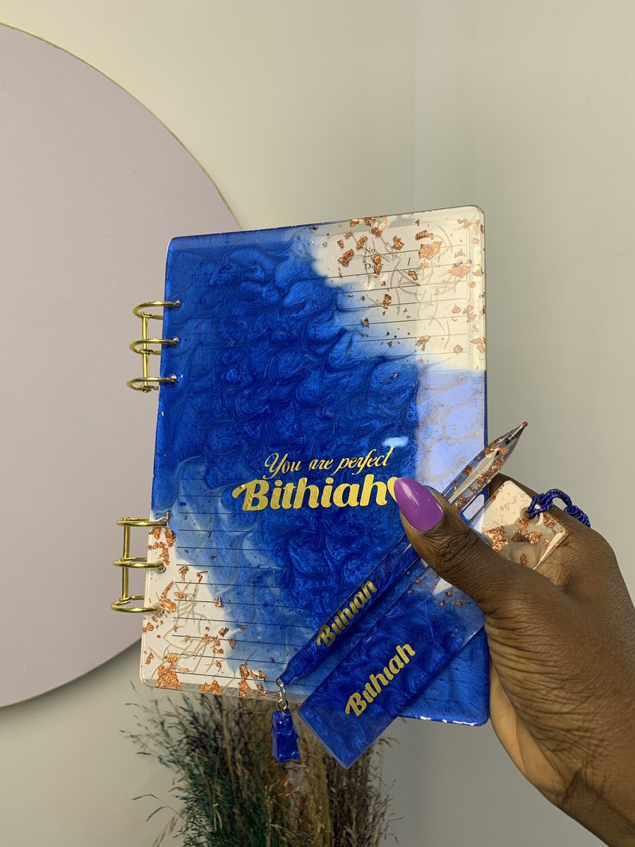 FUNMI is Spending The Billions✨ tweet media