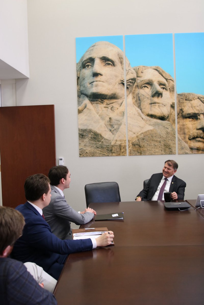 Senator Mike Rounds tweet media