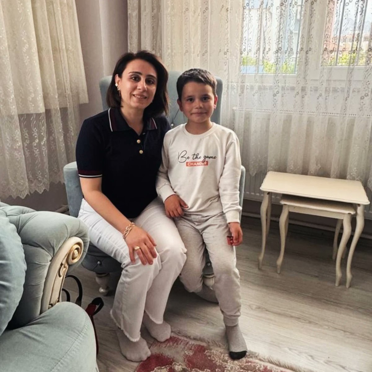 atcaataturkilk1's tweet photo. 🏠 Öğrenci velileriyle olan ilişkilerimizi güçlendirmek amacıyla gerçekleştirdiğimiz ziyaretlerimize devam ediyoruz. Öğrencilerimizden Muhammed Enes ÇALIM'ın evine konuk olduk.
@tcmeb
@mehmetyigitmem
@Aydin_MEM
@MehmetMadran09
@SultanhisarMEM
#tymm #aileyılı https://t.co/SU8j1qj3wP