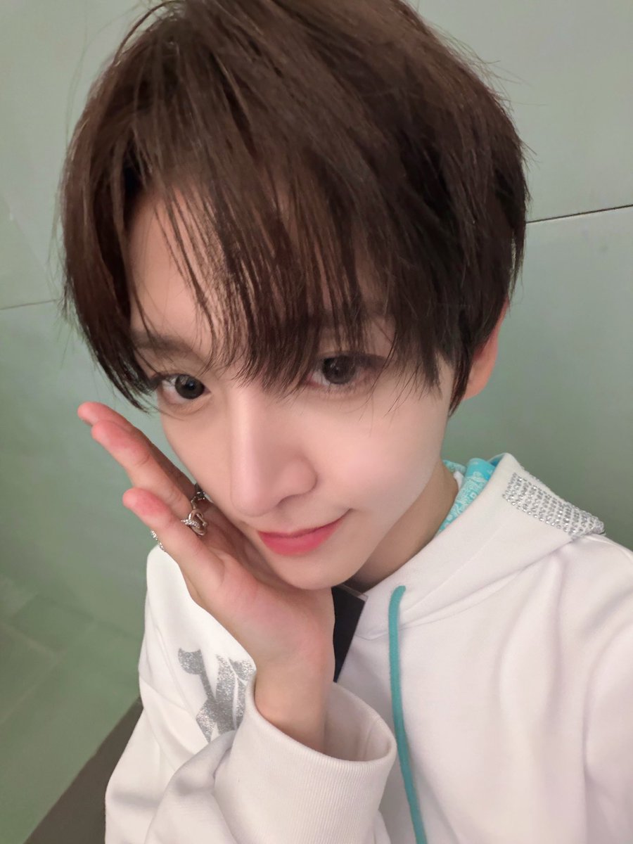 오지 tweet media