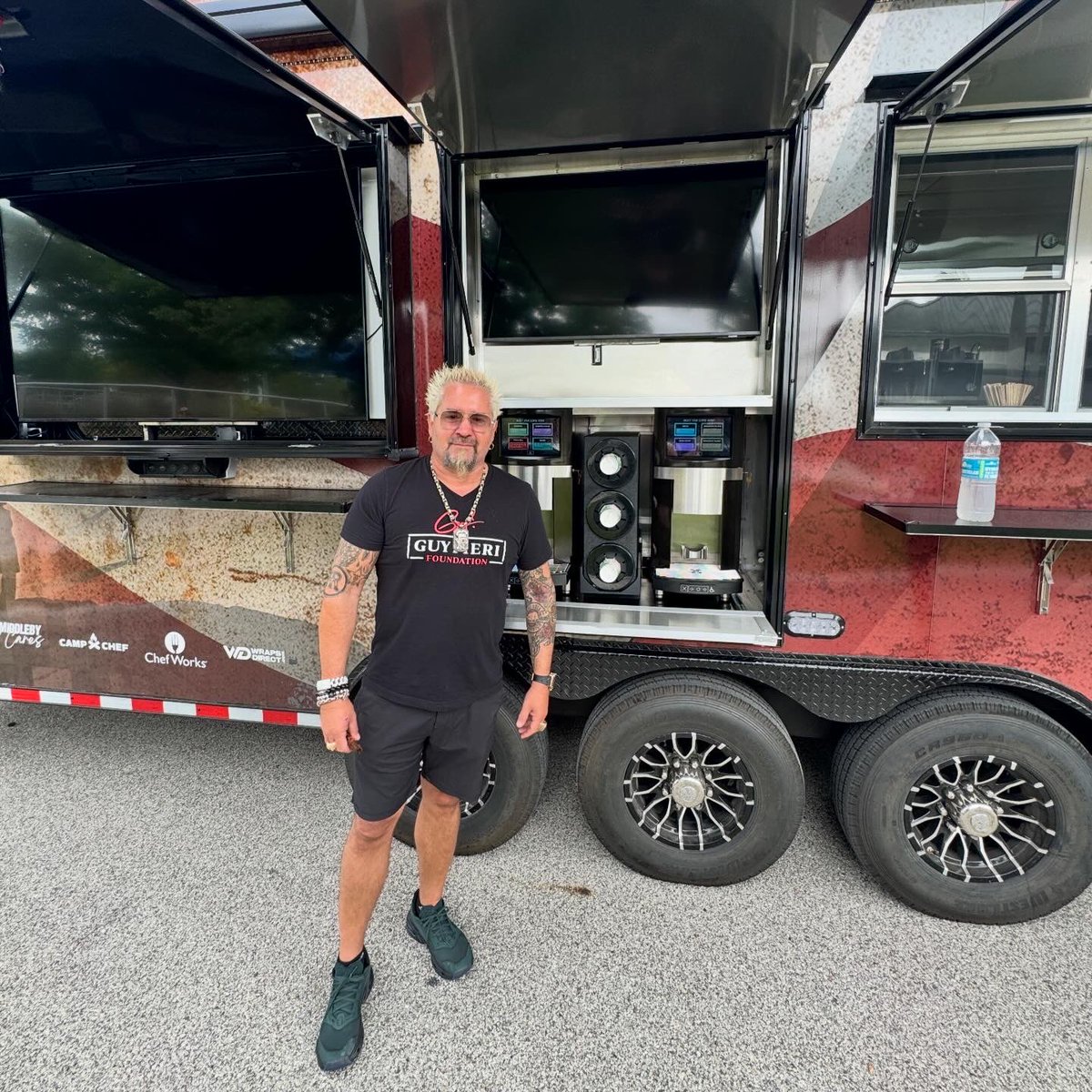 Guy Fieri Foundation tweet media