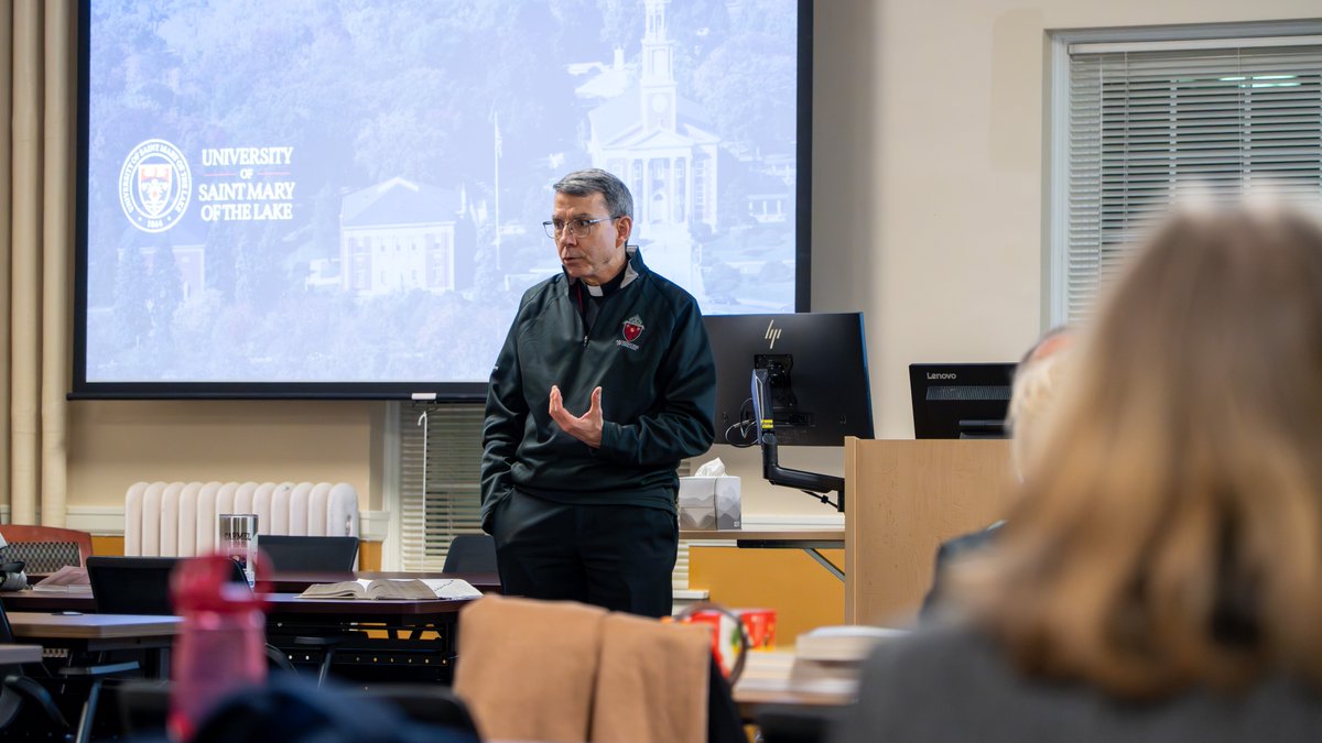 Mundelein Seminary tweet media