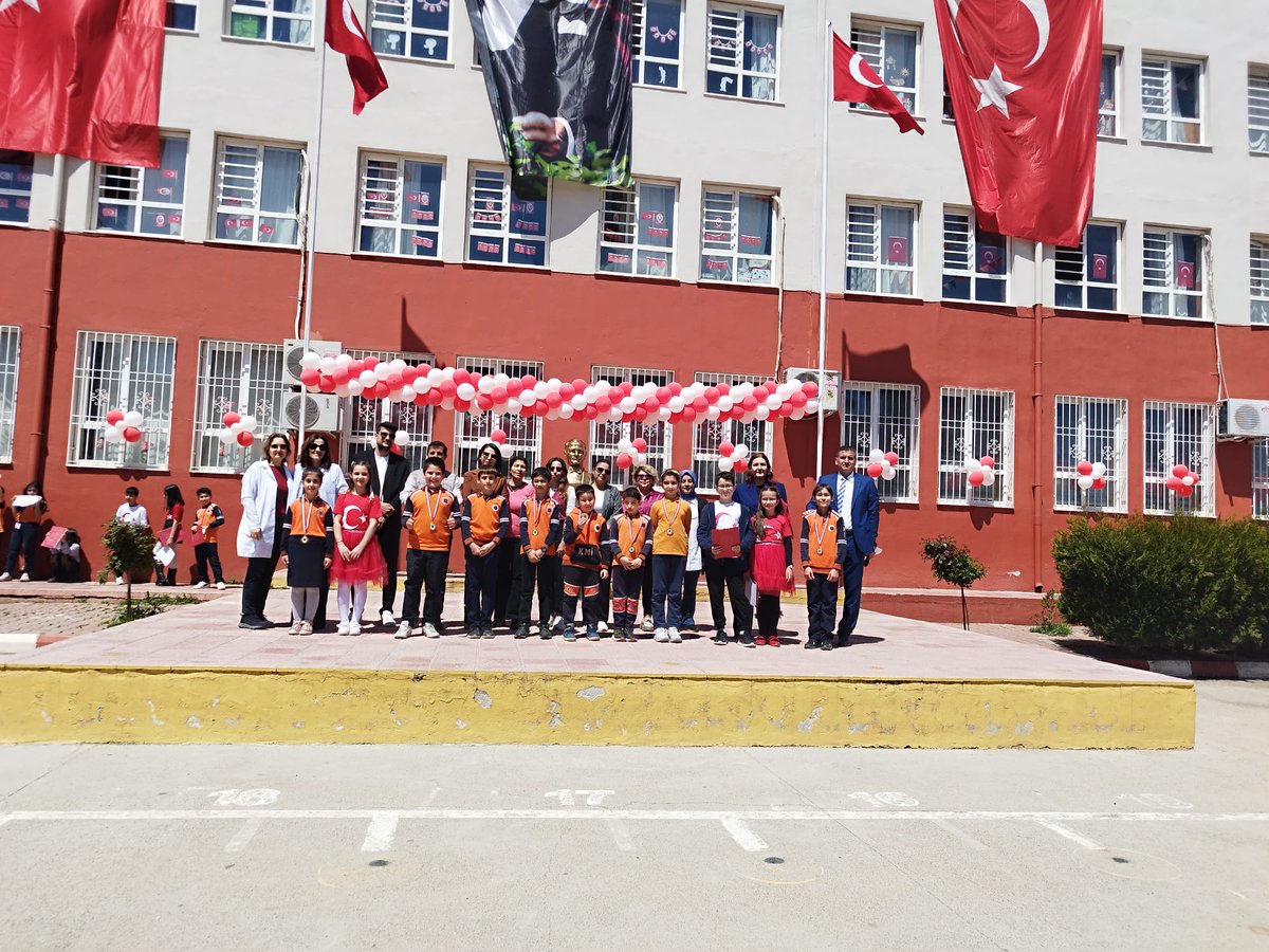 Kaşgarlı Mahmut İlkokulu tweet media