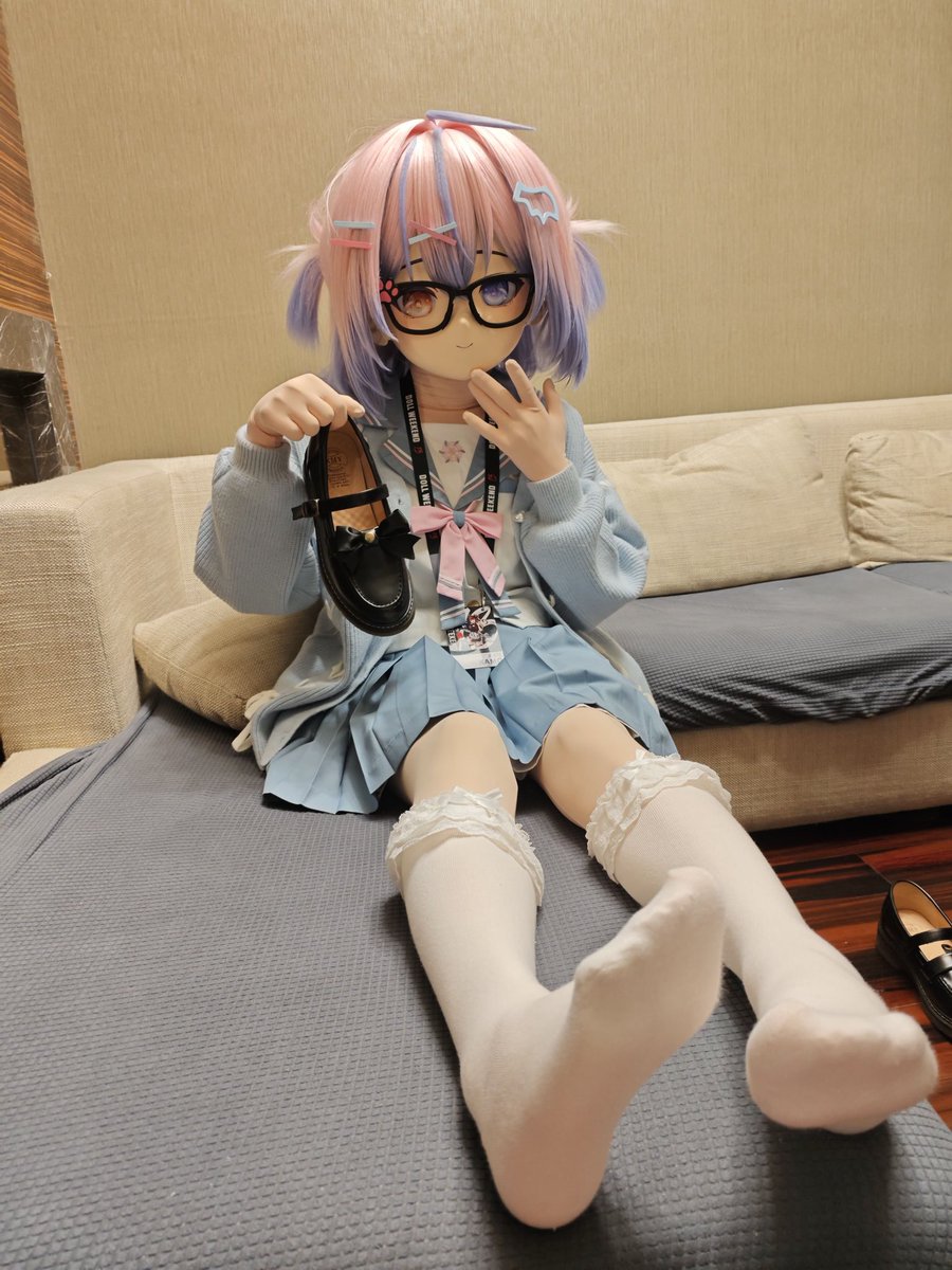 ラテに、🍫ソースかける…かな？ tweet media