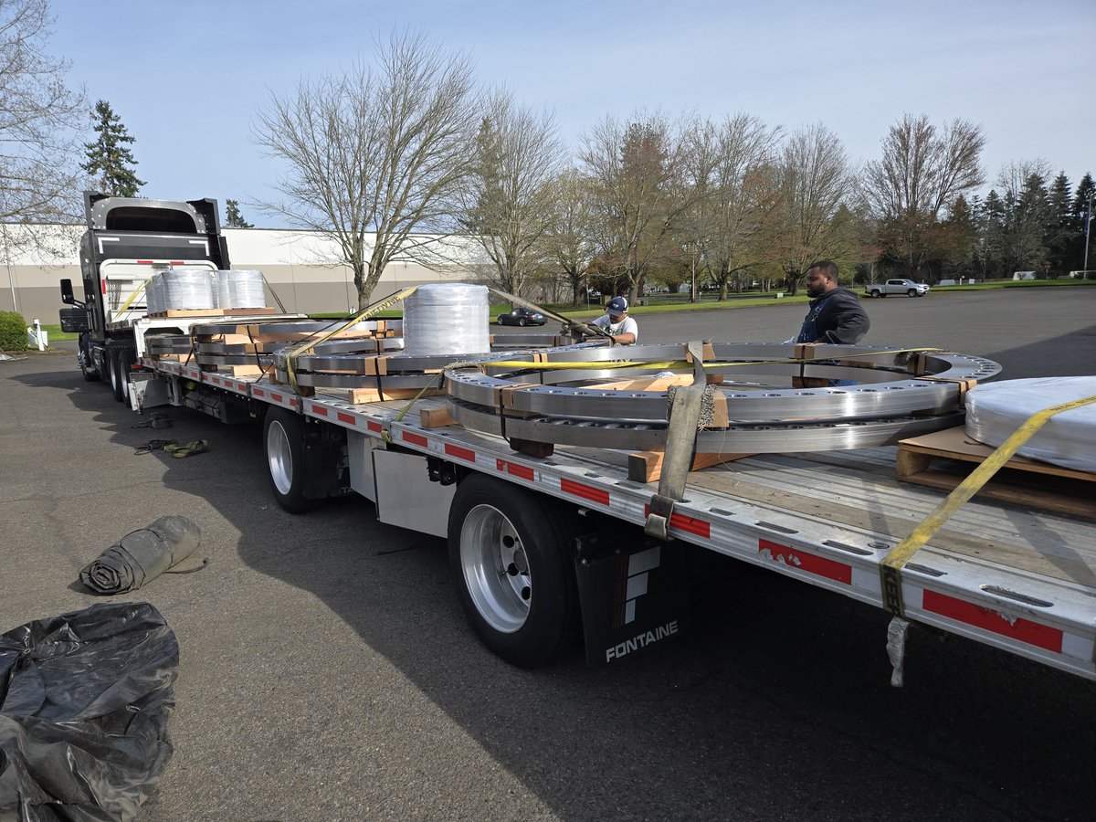 apiint_US's tweet image. Throwback to when we manufactured some 90" A105 Carbon Steel AWWA Class-D Slip-on Flanges and shipped them to California for Waterworks applications.

Check out the other flanges we stock👇👇
➡️apiint.com/product-catego…

#Manufacturing #Flange #Industrial