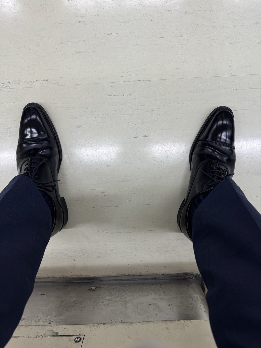 Socksman Suit tweet media