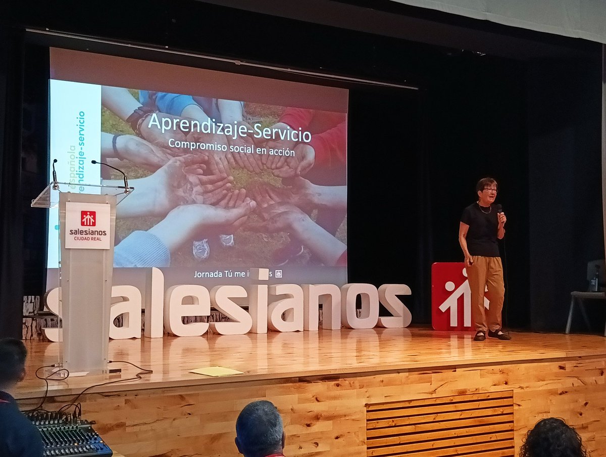SalesianosCiuRe's tweet image. #TuMeInspiras IV Jornada de #Innovación Educativa. Dos ponencias espectaculares: La IA en la actualidad, a cargo de Jorge Gómez (Madrid) y Proyectos basados en #ApS, de la mano de Roser Rusell ( Barcelona)