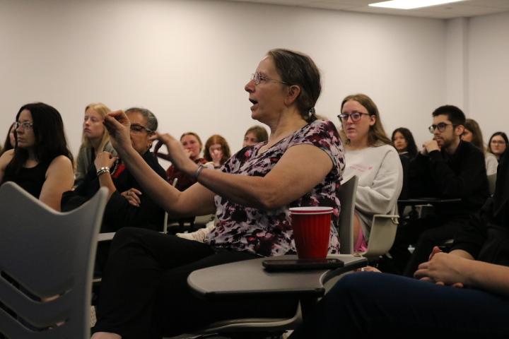 UNLSECD's tweet photo. We want to extend a big thank you to Dr. Davis E. Henderson for visiting the Barkley Memorial Center last Friday!

Dr. Henderson shared his research into Navajo linguistics, Echoes of Hózhó: Speech and Language Research among the Diné, with faculty, staff, and students. https://t.co/PoGYqunTqL