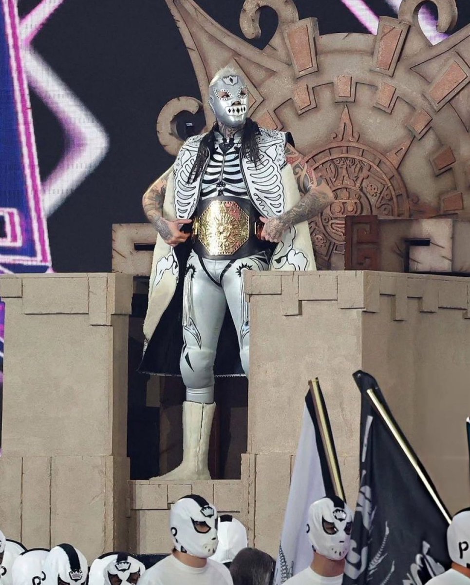 You can try and kill my spirit early in the year but you’re not killing my Mysterio in the Bank agenda in September. This is the perfect type of person to hold the MITB briefcase. A shithead, cocky heel.