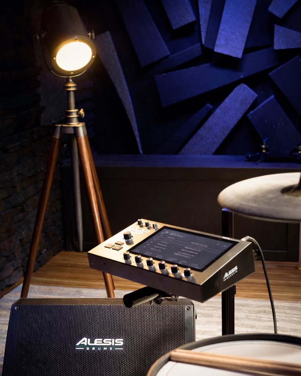 Alesis tweet media