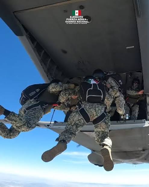 Politica Tolteca tweet media