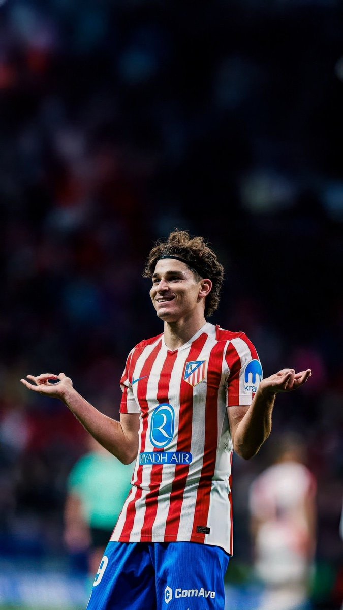 InfoSport010's tweet image. 🔴⚪️ Giro en el futuro de Julián Álvarez…

Si el Atlético cae en Champions, el delantero no renovará y saldrá del club ❌

El FC Barcelona lo tiene como prioridad absoluta 👀🔵🔴

#FCBarcelona #Fichajes