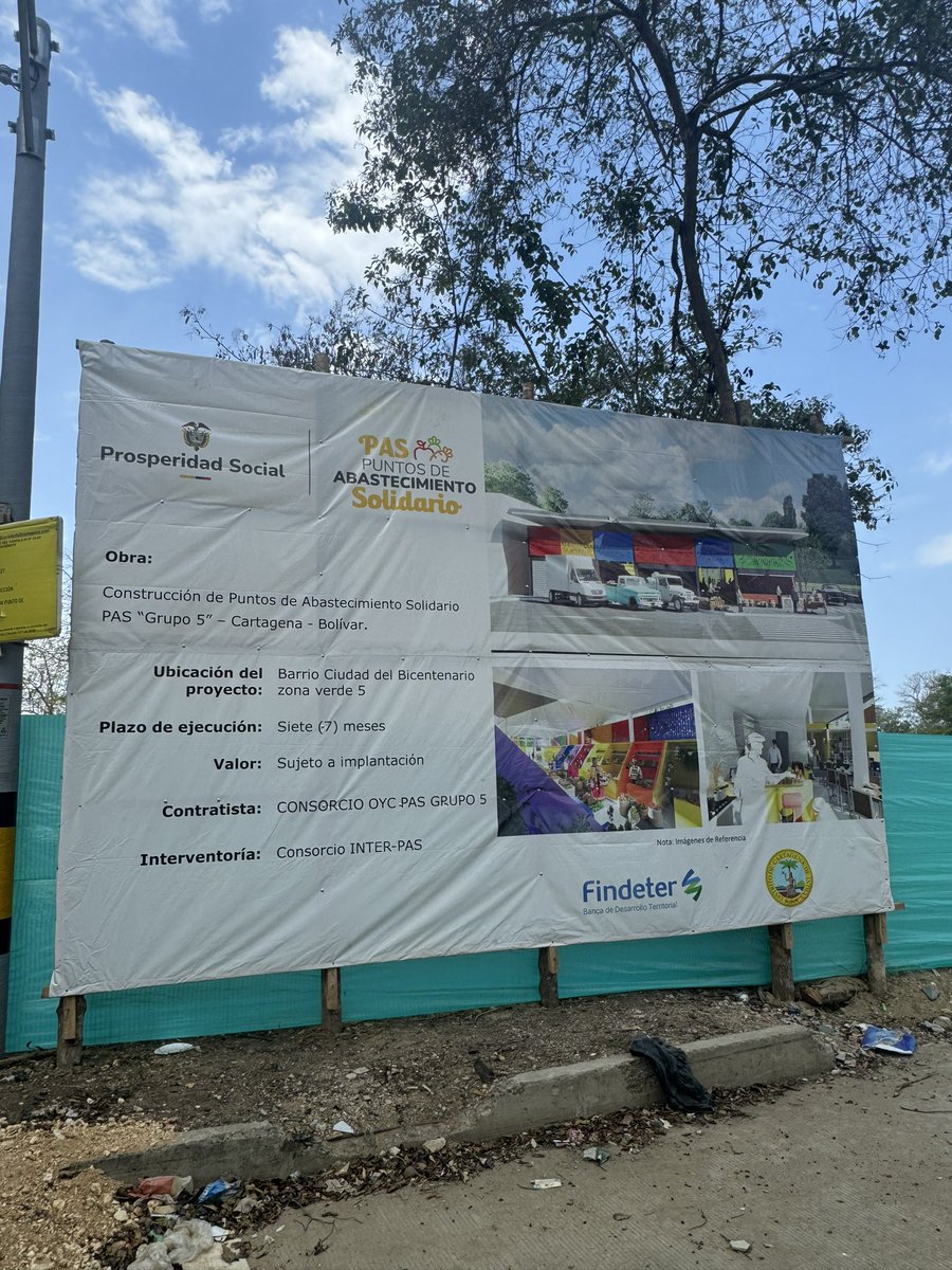 Estoy en el Punto de Abastecimiento Solidario prometido por Gustavo Bolivar a la gente del barrio Bicentenario en Cartagena.

Lo debieron entregar en diciembre de 2025 y hoy es un lote con polisombra y ningún avance y ningún trabajador.

Plata en riesgo, pura paja.