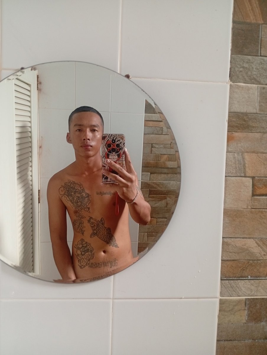 เส'นาฟลุ๊ค tweet media