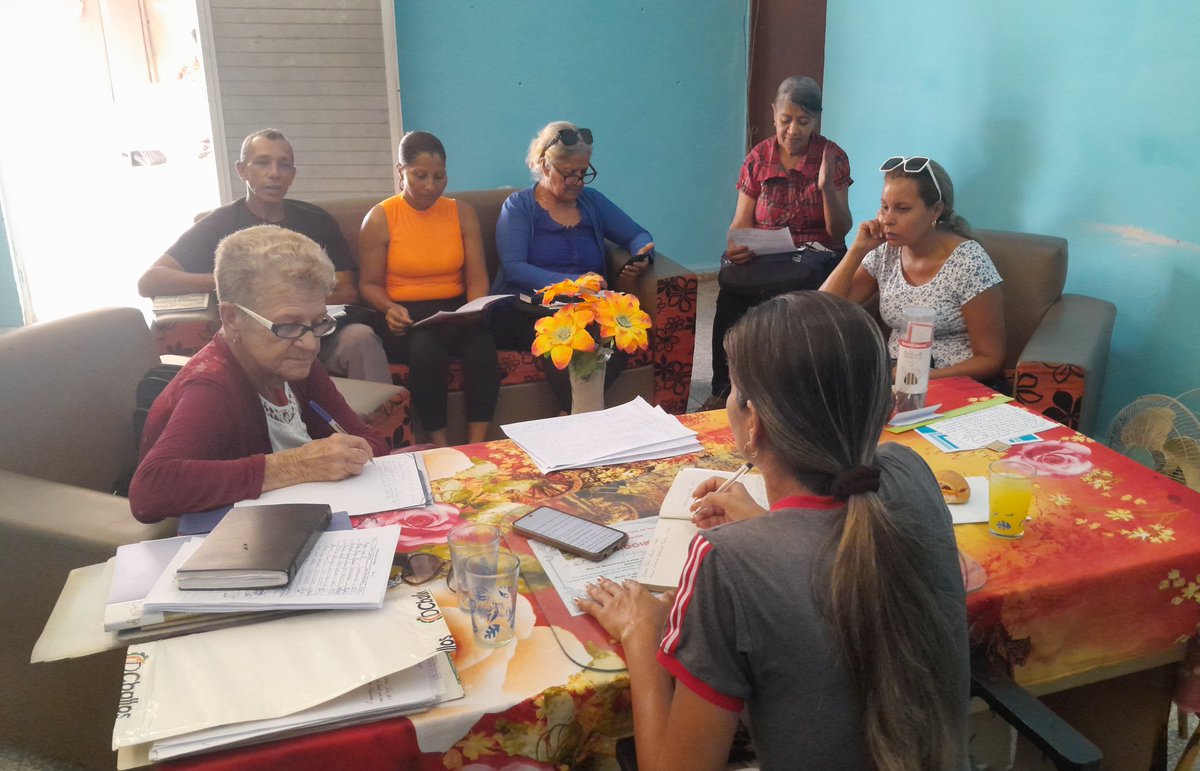 En visita al Seminternado René Martínez Tamayo, por funcionarios de la Dirección General de Educación, para evaluar las prioridades de la etapa. 
#EducaciónRíoCauto #EducaciónGranma <a href="/CubaMined/">MINED</a>