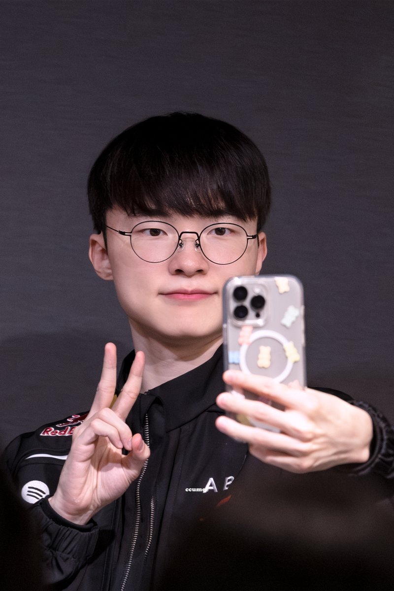 ccumee tweet media