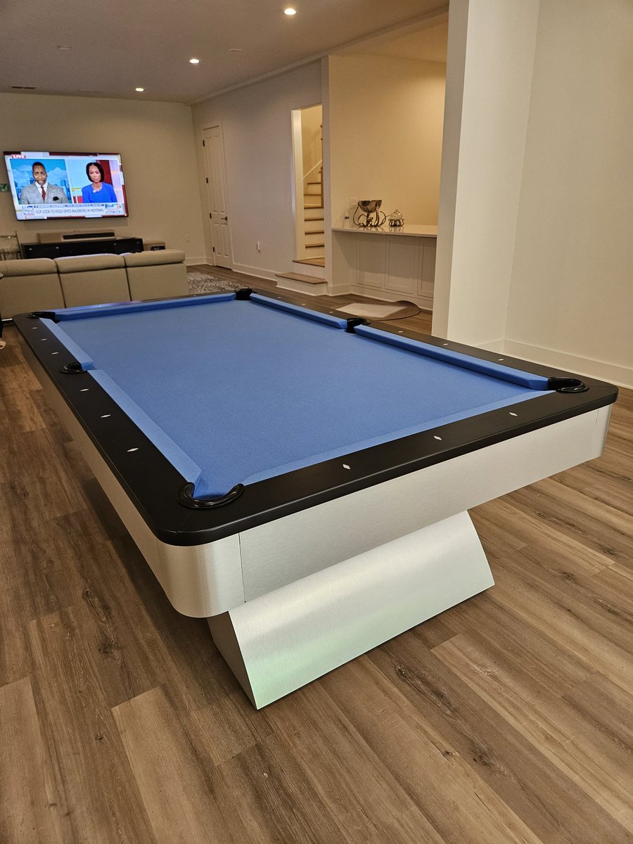 ProBilliards1's tweet image. 8' Poshy Rainbow #PoolTable by Doc &amp;amp; Holliday HEAVY 1250LBS Was professionally Delivered Installed Felted and Leveled Today in Alpharetta GA. #RackemUp 
#ThePoolTableGuy🎱