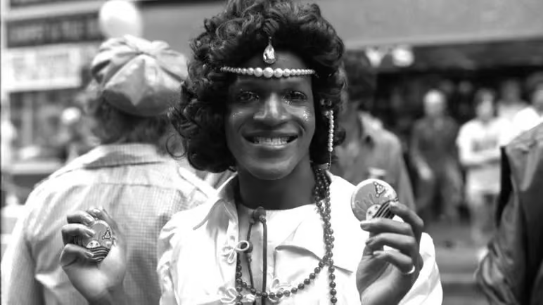 theoboddru4215's tweet image. "No pride for some of us without liberation for all of us."

— Marsha P. Johnson

twp.ai/E5ApeS
 #trans #queer #lgbtqia #news #writing #LGBTQ #fediverse #books #newsletter #writing #history #climate #herbalism