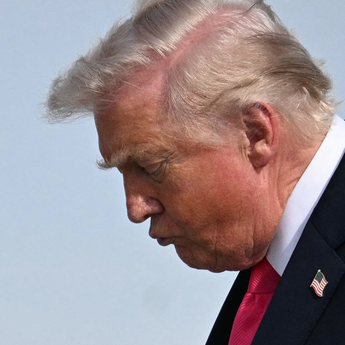 RTB_io's tweet image. UPDATE: U.S. expected to ease marijuana restrictions today, with reports pointing to a potential reclassification move. #Marijuana #Trump #Restrictions