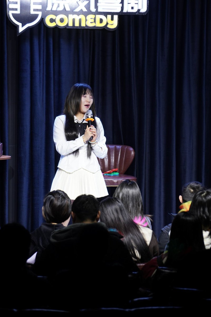 Helena van Zyl tweet media