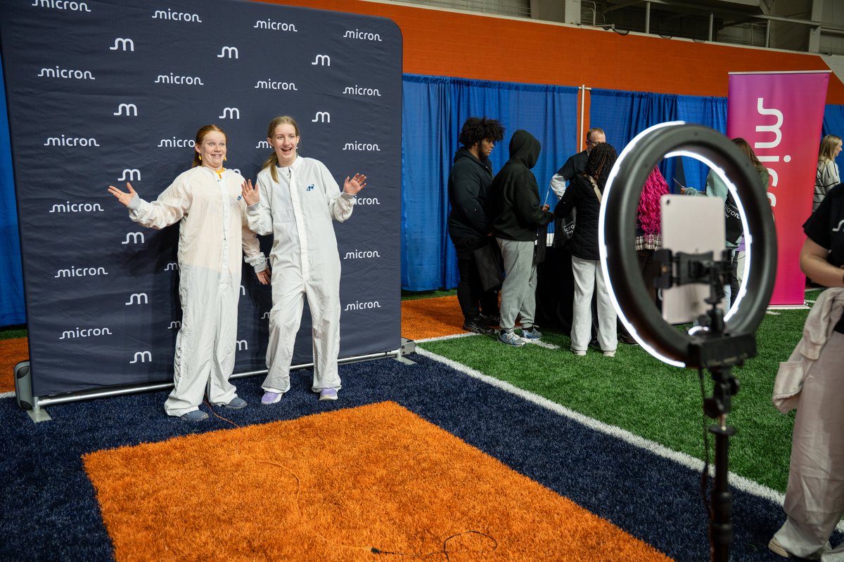 Syracuse University Today tweet media
